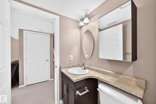 369 Brintnell Boulevard Nw, Edmonton, AB - Indoor Photo Showing Bathroom