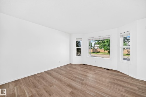 369 Brintnell Boulevard Nw, Edmonton, AB - Indoor