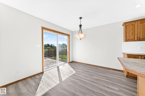 686 Kananaskis Drive, Devon, AB - Indoor Photo Showing Other Room