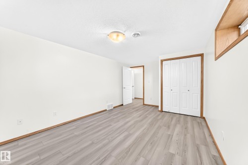 686 Kananaskis Drive, Devon, AB - Indoor Photo Showing Other Room