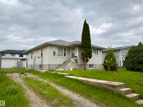 12914 68 Street Nw, Edmonton, AB - Outdoor