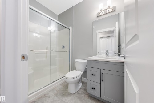 7122 52 Ave Beaumont, Beaumont, AB - Indoor Photo Showing Bathroom