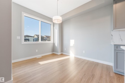 7122 52 Ave Beaumont, Beaumont, AB - Indoor Photo Showing Other Room