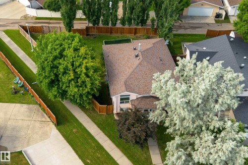 2216 134 Avenue Nw, Edmonton, AB - Outdoor