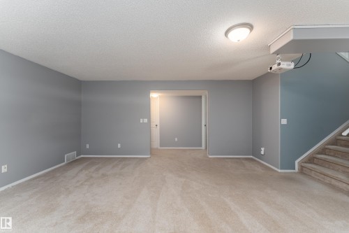 2216 134 Avenue Nw, Edmonton, AB - Indoor Photo Showing Other Room