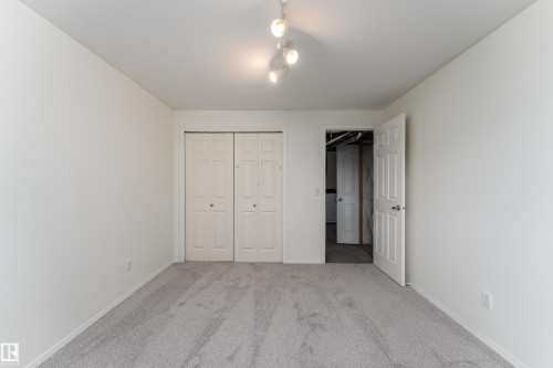 2216 134 Avenue Nw, Edmonton, AB - Indoor Photo Showing Other Room