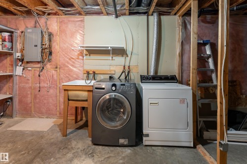 2216 134 Avenue Nw, Edmonton, AB - Indoor Photo Showing Laundry Room