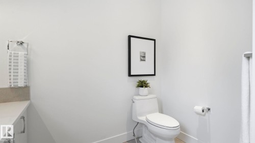 10964 123 Street Nw, Edmonton, AB - Indoor Photo Showing Bathroom