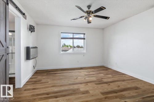 661 Bevington Place Nw, Edmonton, AB - Indoor Photo Showing Other Room