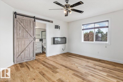 661 Bevington Place Nw, Edmonton, AB - Indoor Photo Showing Other Room