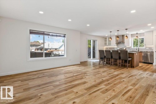 661 Bevington Place Nw, Edmonton, AB - Indoor
