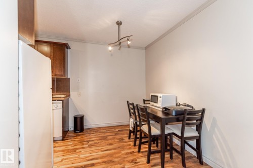 #204 10633 81 Av Nw, Edmonton, AB - Indoor