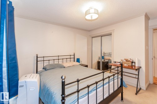 #204 10633 81 Av Nw, Edmonton, AB - Indoor Photo Showing Bedroom