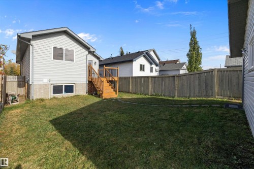 3019 33 Avenue Nw, Edmonton, AB - Outdoor