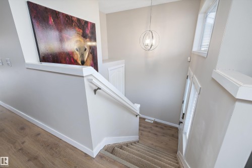 3019 33 Avenue Nw, Edmonton, AB - Indoor Photo Showing Other Room