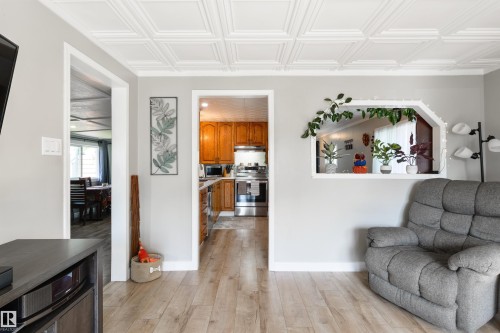 15 Post Road, Edmonton, AB - Indoor
