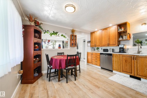 15 Post Road, Edmonton, AB - Indoor
