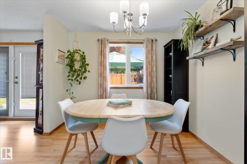 76 Chungo Crescent, Devon, AB - Indoor Photo Showing Dining Room