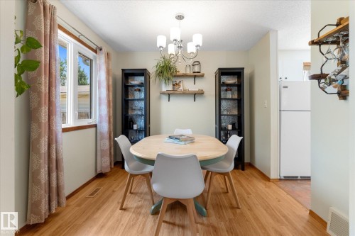 76 Chungo Crescent, Devon, AB - Indoor Photo Showing Dining Room