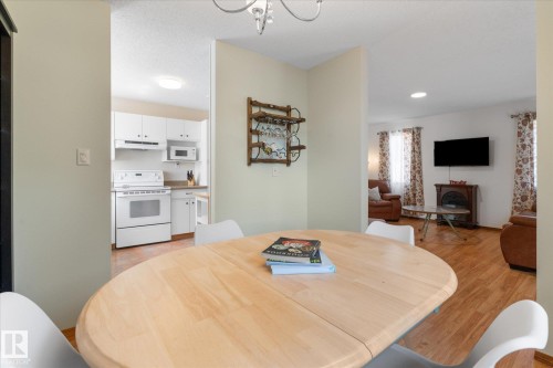 76 Chungo Crescent, Devon, AB - Indoor