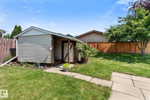 76 Chungo Crescent, Devon, AB - Outdoor