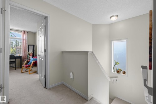 #2 20 Norman Ct, St. Albert, AB - Indoor Photo Showing Other Room