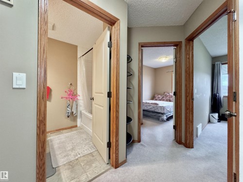 #4 320 Spruce Ridge Rd, Spruce Grove, AB - Indoor Photo Showing Other Room