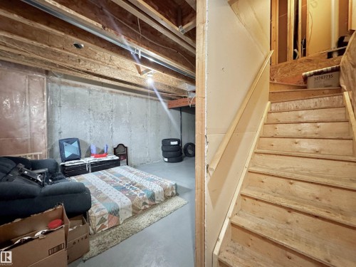 #4 320 Spruce Ridge Rd, Spruce Grove, AB - Indoor