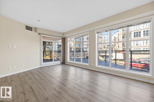 Empty room - #100 4835 104A St Nw, Edmonton, AB 