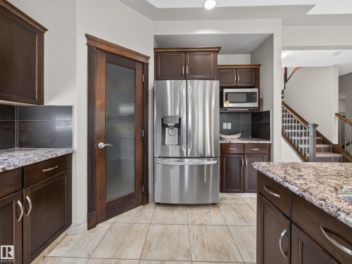 6502 37 Avenue, Beaumont, AB - Indoor Photo Showing Kitchen