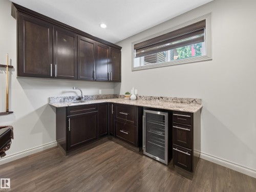 6502 37 Avenue, Beaumont, AB - Indoor Photo Showing Kitchen