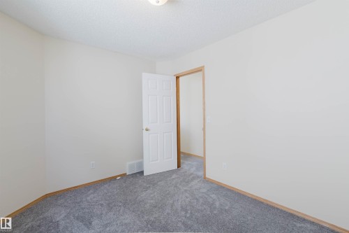 Empty room - 1686 Tompkins Wynd Nw, Edmonton, AB - Indoor Photo Showing Other Room
