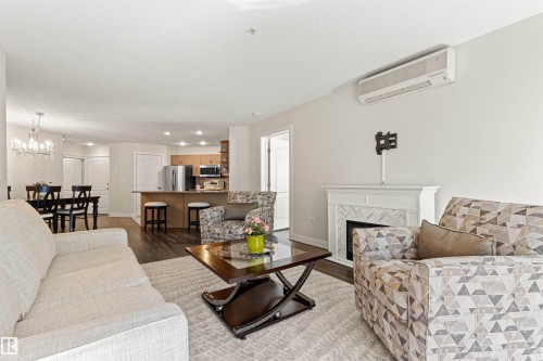 #203 8956 156 St Nw, Edmonton, AB - Indoor Photo Showing Living Room