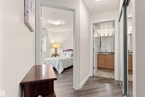#203 8956 156 St Nw, Edmonton, AB - Indoor