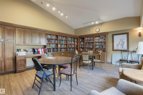 #203 8956 156 St Nw, Edmonton, AB - Indoor