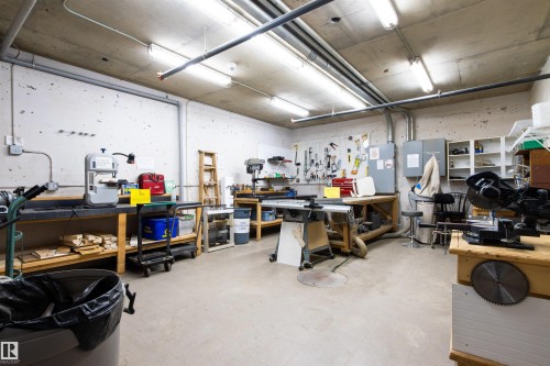 #203 8956 156 St Nw, Edmonton, AB - Indoor
