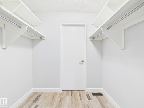 152 Surrey Gardens, Edmonton, AB - Indoor With Storage