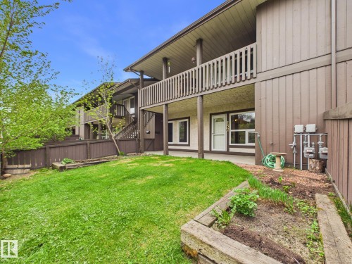 152 Surrey Gardens, Edmonton, AB - Outdoor