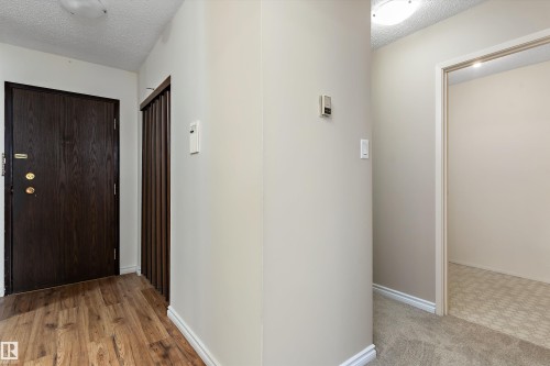 #407 3610 43 Av Nw, Edmonton, AB - Indoor Photo Showing Other Room