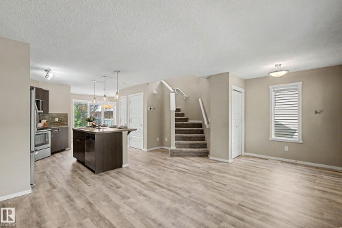 4218 Allan Link Link Sw, Edmonton, AB - Indoor Photo Showing Kitchen