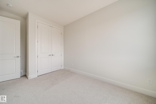 8816 183 Avenue Nw, Edmonton, AB - Indoor Photo Showing Other Room