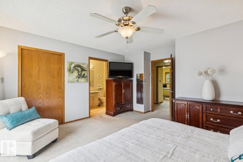 15804 80 Street Nw, Edmonton, AB - Indoor Photo Showing Bedroom