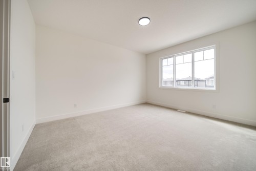 8740 183 Avenue Nw, Edmonton, AB - Indoor Photo Showing Other Room