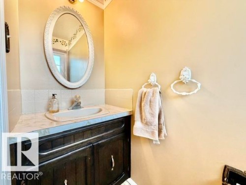 111 Green Ash Drive, Wetaskiwin, AB - Indoor Photo Showing Bathroom