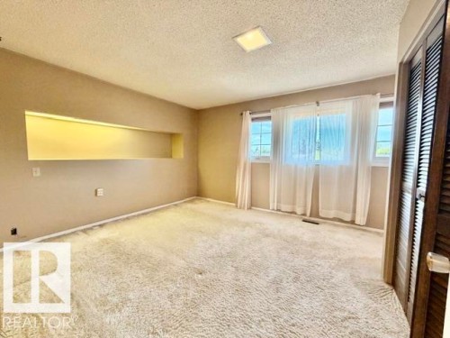 111 Green Ash Drive, Wetaskiwin, AB - Indoor Photo Showing Other Room