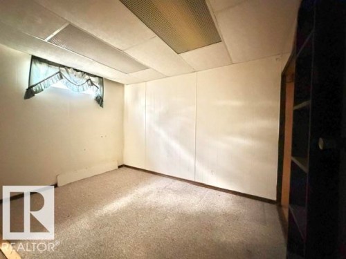 111 Green Ash Drive, Wetaskiwin, AB - Indoor Photo Showing Other Room
