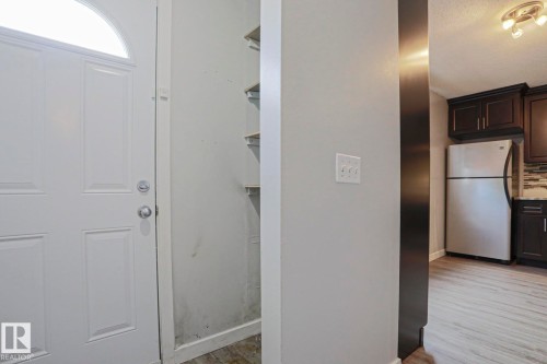 355 Kirkpatrick Crescent Nw, Edmonton, AB - Indoor Photo Showing Other Room