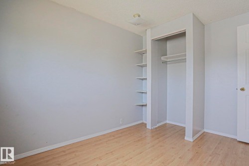 355 Kirkpatrick Crescent Nw, Edmonton, AB - Indoor Photo Showing Other Room