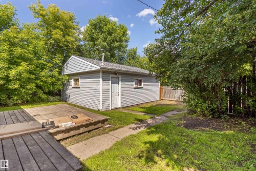 5013 46 St, Drayton Valley, AB - Outdoor
