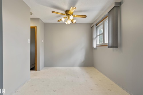 5013 46 St, Drayton Valley, AB - Indoor Photo Showing Other Room
